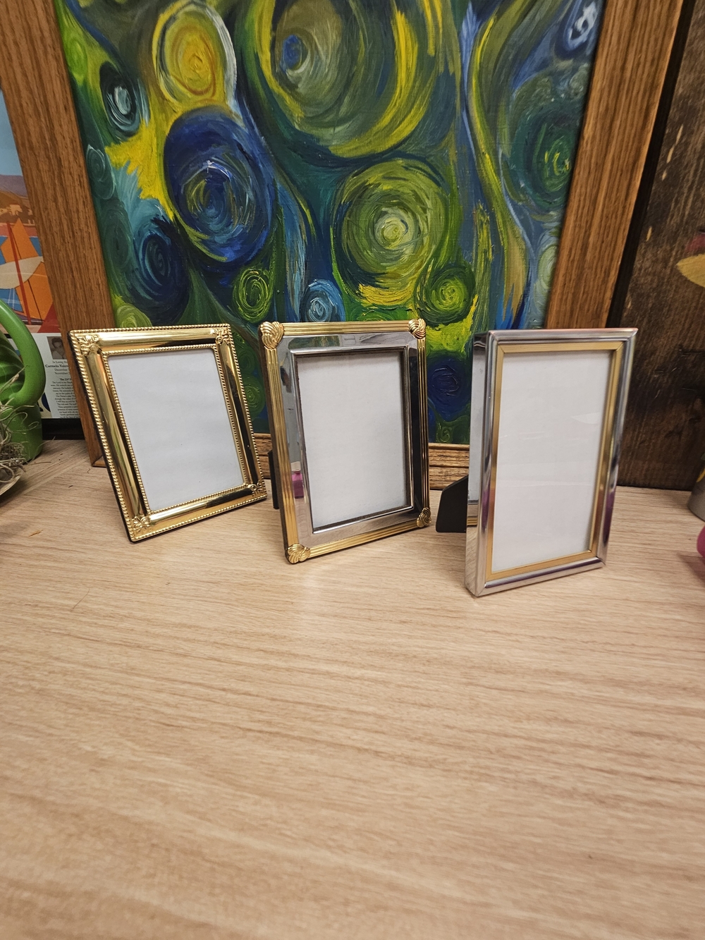 Picture Frames Vintage Classic Brass Gold Silver Metal 4" x 6" (Set of 3) - Picture 3 of 9